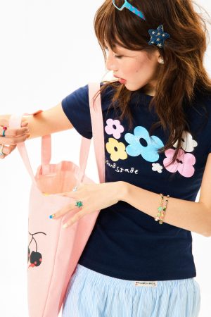 Colorful Floral Shoulder Short Sleeve T-Shirt for Women - Slim Fit Dopamine Crop Top - Summer 90s Style