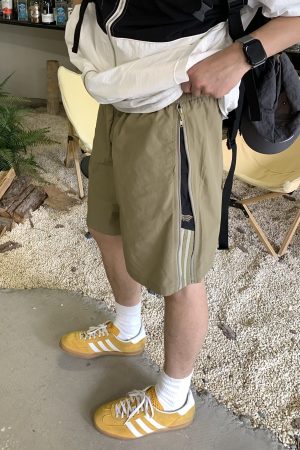 Colorful Striped Casual Shorts for Men and Women - Summer American Style, Quick-Drying Breathable Nylon, Loose-Fit Five-Point Design