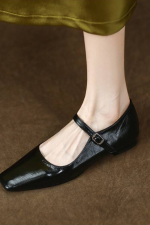 Comfortable Genuine Leather Mary Jane Flat Shoes with Square Toe and Single Buckle - Stylish Everyday Footwear