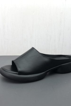 Comfortable Open-Toe Genuine Leather Women's Slippers - Lightweight Non-Slip Summer Shoes in Large Size for Effortless Style