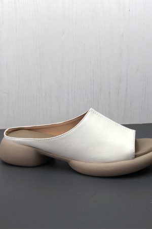 Comfortable Open-Toe Genuine Leather Women's Slippers - Lightweight Non-Slip Summer Shoes in Large Size for Effortless Style