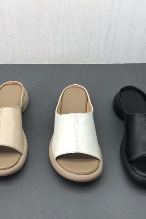 Comfortable Open-Toe Genuine Leather Women's Slippers - Lightweight Non-Slip Summer Shoes in Large Size for Effortless Style