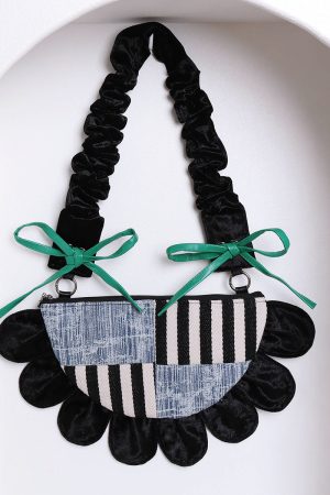 Contrasting Color Floral Underarm Bag - Spliced Denim Bow Half-Moon Crossbody Bag for Autumn & Winter, Niche Design