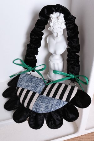 Contrasting Color Floral Underarm Bag - Spliced Denim Bow Half-Moon Crossbody Bag for Autumn & Winter, Niche Design