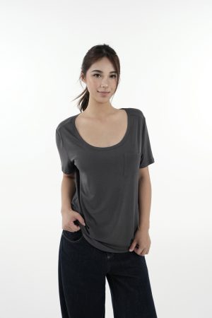 Cool Feel Loose Short Sleeve T-Shirt with Big Round Neck and Low-Cut Design - Perfect for Casual 90s Style