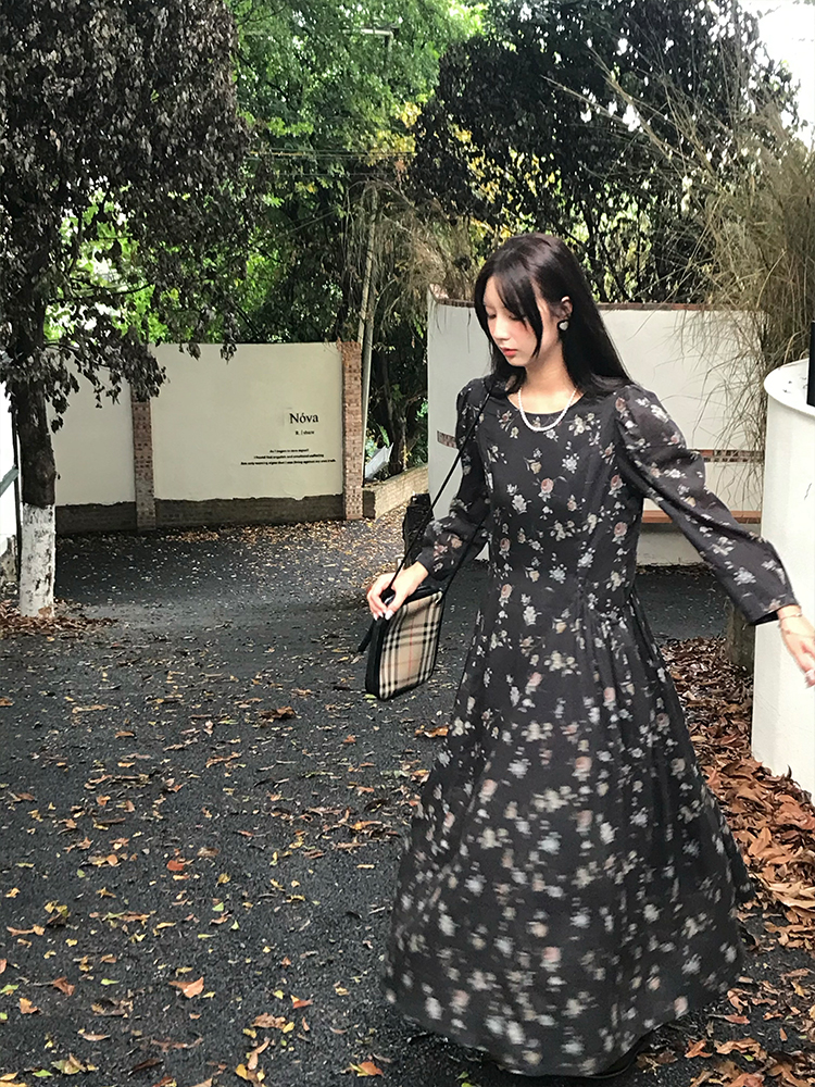 Cool Sky Blue Silk Linen Dress for Women, Vintage Autumn Puff Sleeve, Waist-Defined Long Dress, Y2K Fashion, Elegant Casual Wear Cool Sky Blue Silk Linen Dress for Women, Vintage Autumn Puff Sleeve, Waist-Defined Long Dress, Y2K Fashion, Elegant Casual Wear