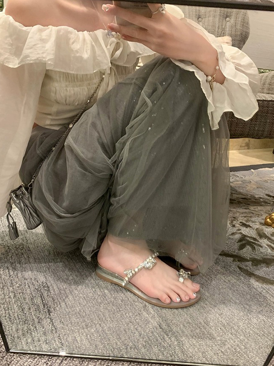 Crystal Flower Buckle Wedge Open-Toe Flat Slippers for Women, Summer Fairy Style, Perfect for Skirts and Outdoor Wear Crystal Flower Buckle Wedge Open-Toe Flat Slippers for Women, Summer Fairy Style, Perfect for Skirts and Outdoor Wear