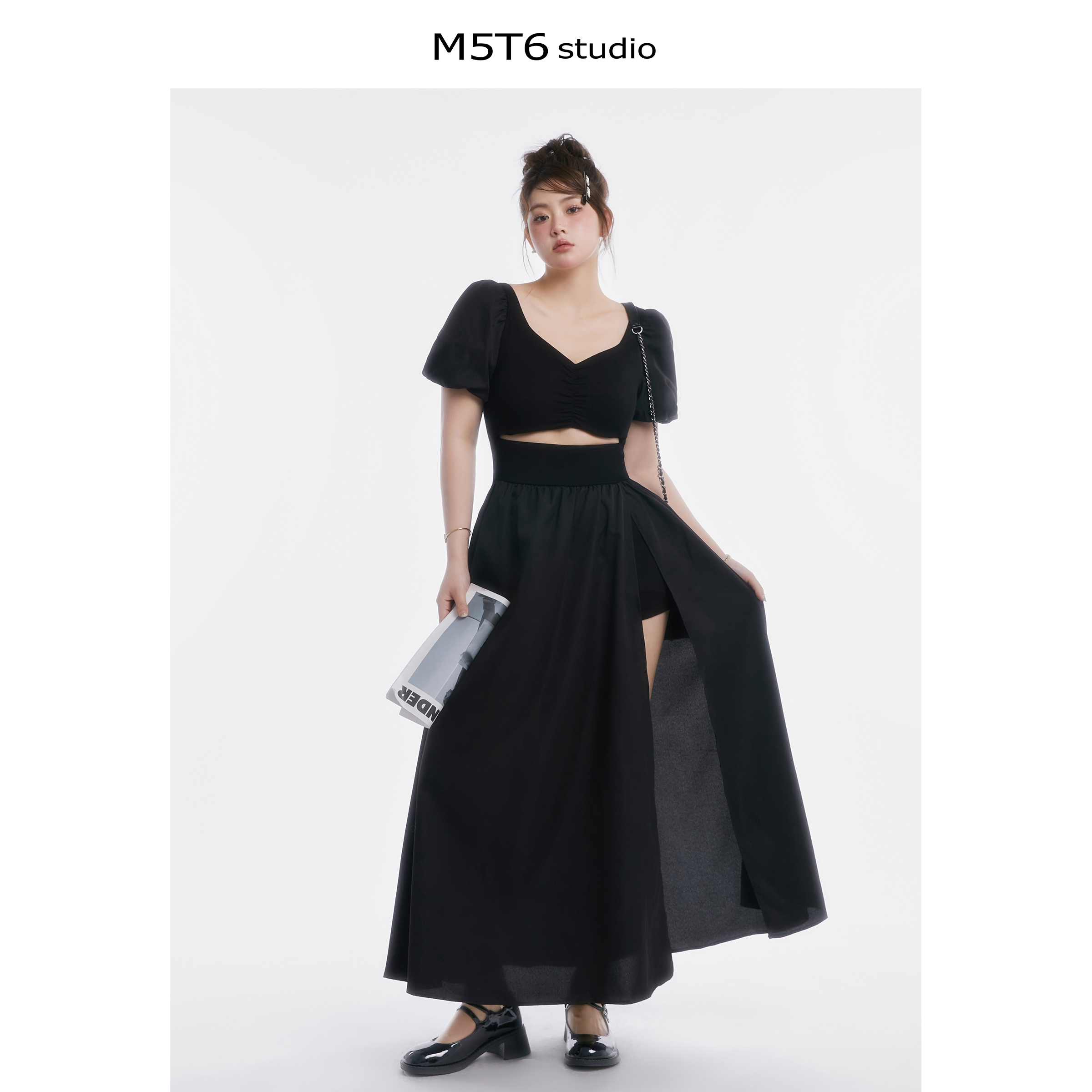 Curvy Minimalist Hepburn Style Split Dress - Elegant Long Skirt in Colors for 90s and Y2K Fashion Lovers Curvy Minimalist Hepburn Style Split Dress - Elegant Long Skirt in Colors for 90s and Y2K Fashion Lovers