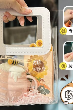 Cute Bee Ceramic Mug with Lid and Spoon - Perfect Breakfast Mug for Girls, Best Friend Birthday Gift, Water and Coffee Cup