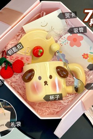 Cute Birthday Pig Ceramic Mug with Lid and Spoon - Adorable Heart Design, Creative Gift for Couples and Girls, Perfect Coffee Water Cup