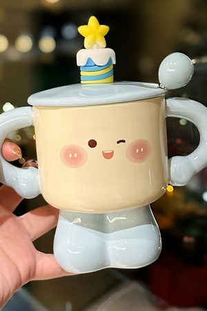 Cute Cake-Shaped Ceramic Mug with Lid and Spoon - Stylish Gift for Best Friends, Perfect for Tea and Coffee Lovers