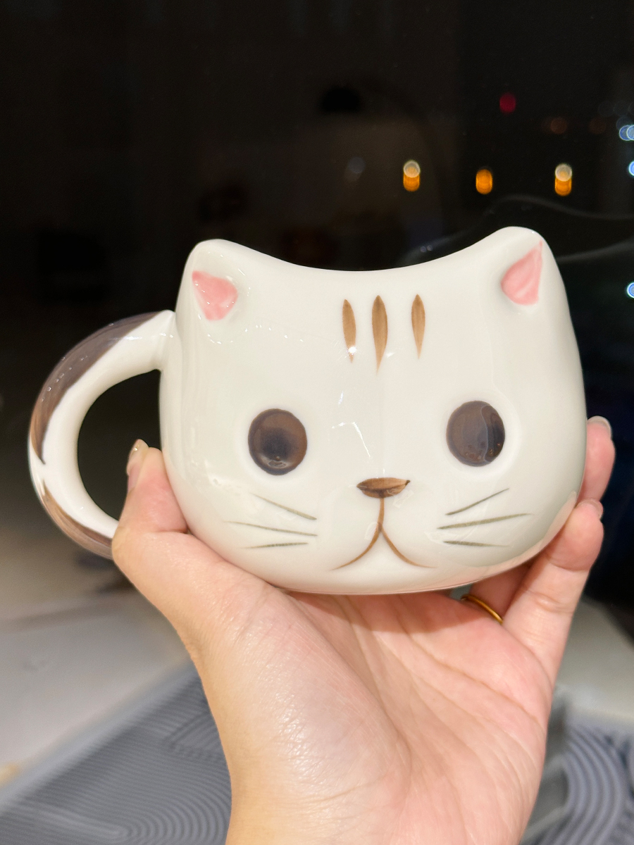 Cute Cartoon Ceramic Water Cup - Adorable Girl Heart Cat Mug for Home, Breakfast, Oatmeal - Soft and Healing Design Cute Cartoon Ceramic Water Cup - Adorable Girl Heart Cat Mug for Home, Breakfast, Oatmeal - Soft and Healing Design