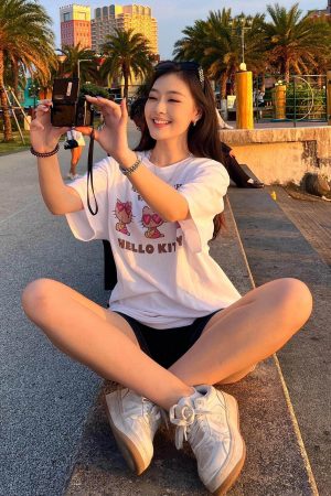 Cute Cartoon Kitty Print Summer Loose Short-Sleeve T-Shirt - Korean Style Casual Cotton Top for Comfort and Versatility