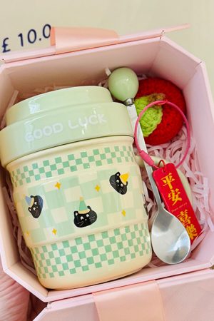 Cute Ceramic Water Cup with Lid, Girly Heart Mug for Iced Americano & Breakfast Milk, Ideal for Coffee Lovers
