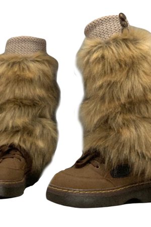 Cute Everyday Outfits, Outfit Inspo Casual 2000s Aesthetic Faux Fur Leg Warmers