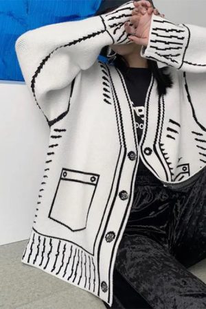 Cute Everyday Outfits, Outfit Inspo Casual 2D Cartoon Outline Knitted Cardigan