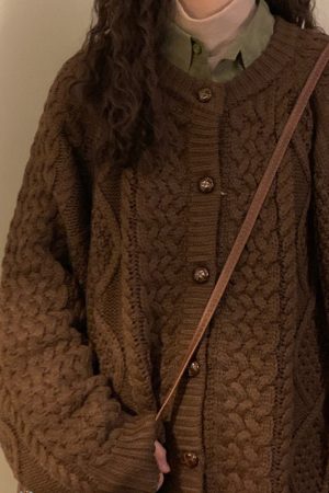 Cute Everyday Outfits, Outfit Inspo Casual 80's Grandma Collar Cardigan