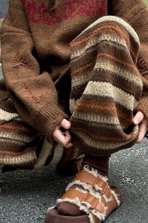 Cute Everyday Outfits, Outfit Inspo Casual 80's Grandma Pants in Brown