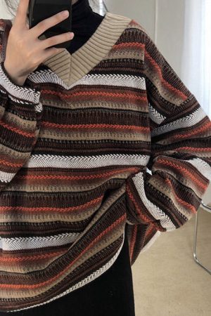 Cute Everyday Outfits, Outfit Inspo Casual 80's Grandma V-Neck Sweater