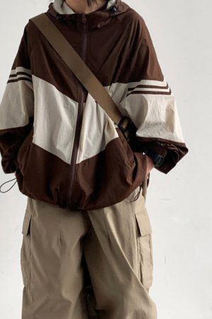 Cute Everyday Outfits, Outfit Inspo Casual 90's Brown Oversized Bomber Jacket