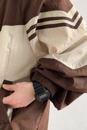 Cute Everyday Outfits, Outfit Inspo Casual 90's Brown Oversized Bomber Jacket