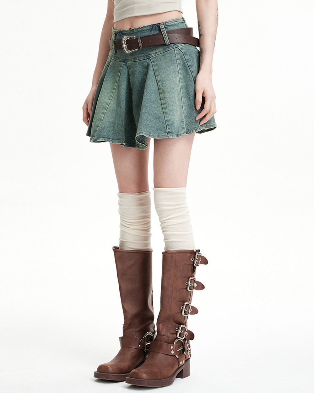 Cute Everyday Outfits, Outfit Inspo Casual 90s Grunge Pleated Denim Mini Skirt Cute Everyday Outfits, Outfit Inspo Casual 90s Grunge Pleated Denim Mini Skirt