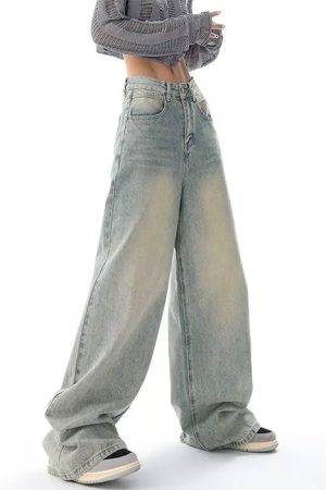 Cute Everyday Outfits, Outfit Inspo Casual 90's Light Wash Baggy Jeans