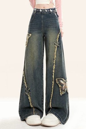 Cute Everyday Outfits, Outfit Inspo Casual Aesthetic Butterfly Flared Jeans