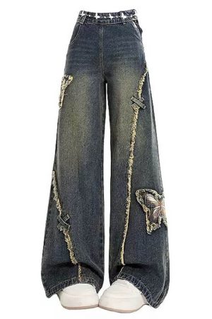 Cute Everyday Outfits, Outfit Inspo Casual Aesthetic Butterfly Flared Jeans