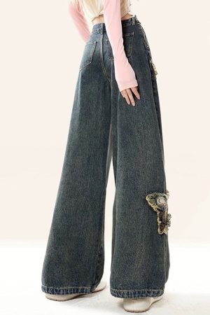 Cute Everyday Outfits, Outfit Inspo Casual Aesthetic Butterfly Flared Jeans