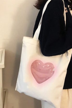 Cute Everyday Outfits, Outfit Inspo Casual Aesthetic Heart Tote Bag