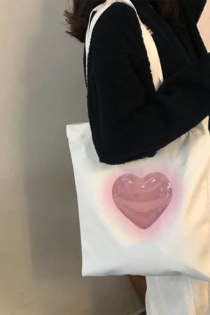 Cute Everyday Outfits, Outfit Inspo Casual Aesthetic Heart Tote Bag