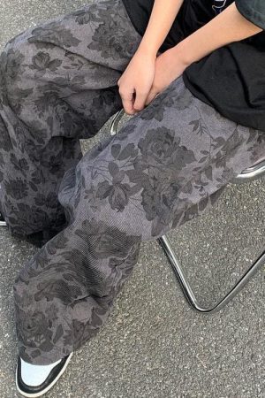 Cute Everyday Outfits, Outfit Inspo Casual Aesthetic Wide Floral Cord Pants