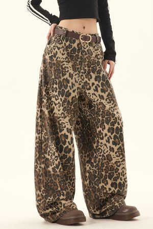 Cute Everyday Outfits, Outfit Inspo Casual Animal Instincts Leopard Print Wide-Leg Pants