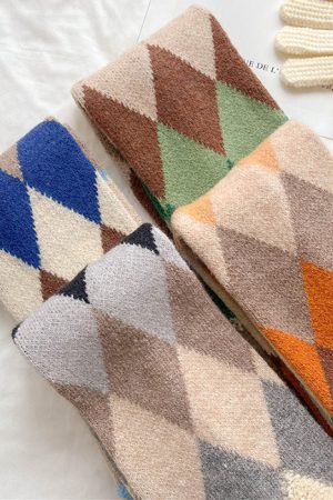 Cute Everyday Outfits, Outfit Inspo Casual Argyle Pattern Scarf