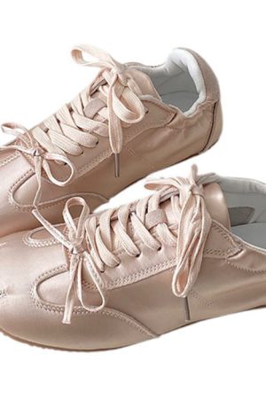 Cute Everyday Outfits, Outfit Inspo Casual Balletcore Aesthetic Bow Sneakers