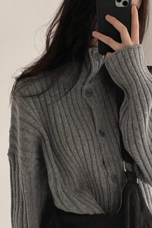 Cute Everyday Outfits, Outfit Inspo Casual Basic Things Grey Button Up Jumper