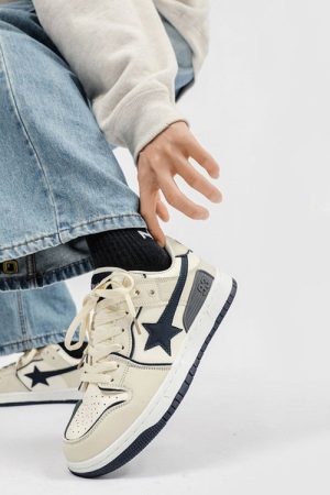 Cute Everyday Outfits, Outfit Inspo Casual Beige & Navy Shooting Star Sneakers