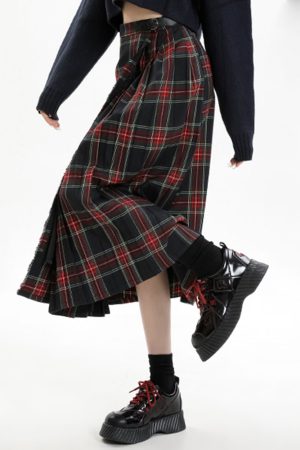 Cute Everyday Outfits, Outfit Inspo Casual Black and Red Plaid Midi Skirt