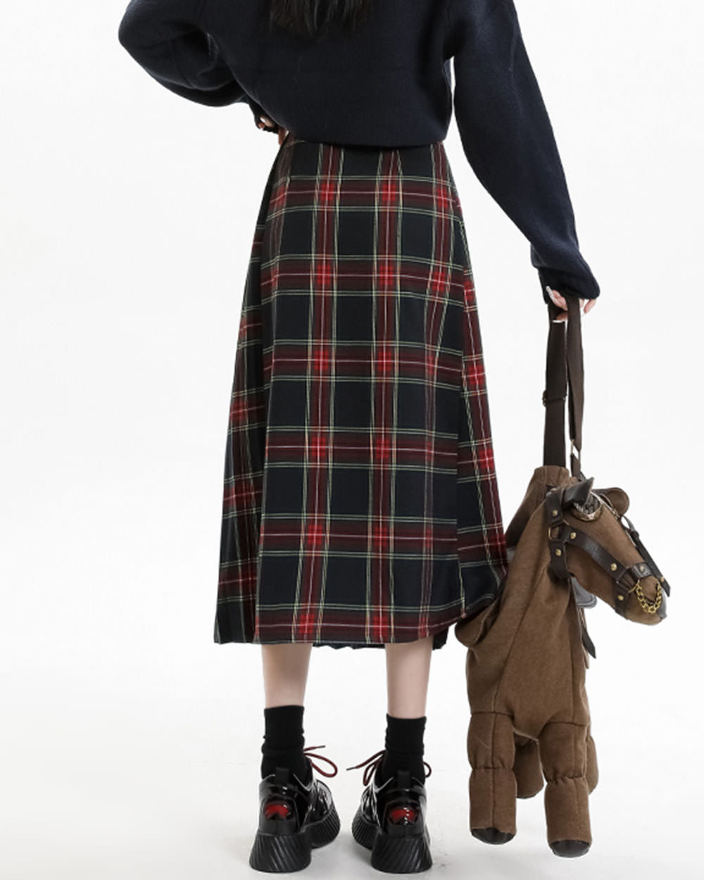 Cute Everyday Outfits, Outfit Inspo Casual Black and Red Plaid Midi Skirt Cute Everyday Outfits, Outfit Inspo Casual Black and Red Plaid Midi Skirt