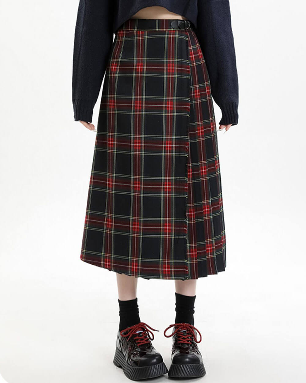 Cute Everyday Outfits, Outfit Inspo Casual Black and Red Plaid Midi Skirt Cute Everyday Outfits, Outfit Inspo Casual Black and Red Plaid Midi Skirt