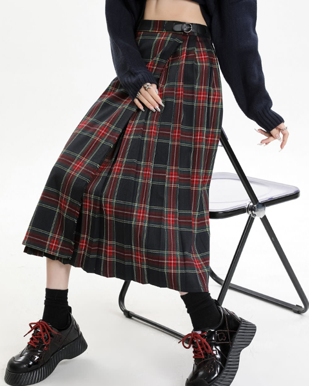 Cute Everyday Outfits, Outfit Inspo Casual Black and Red Plaid Midi Skirt Cute Everyday Outfits, Outfit Inspo Casual Black and Red Plaid Midi Skirt