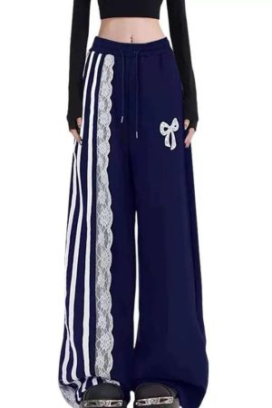 Cute Everyday Outfits, Outfit Inspo Casual Blokette Aesthetic Striped Pants