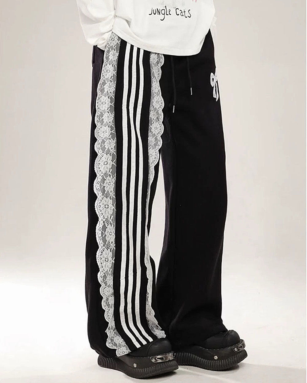 Cute Everyday Outfits, Outfit Inspo Casual Blokette Aesthetic Striped Pants Cute Everyday Outfits, Outfit Inspo Casual Blokette Aesthetic Striped Pants