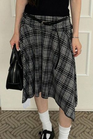 Cute Everyday Outfits, Outfit Inspo Casual Blokette Asymmetrical Plaid Skirt