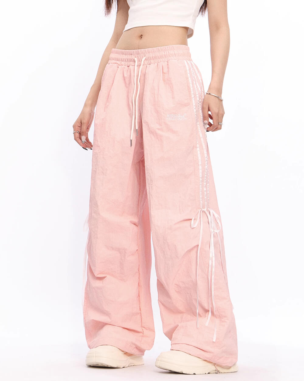 Cute Everyday Outfits, Outfit Inspo Casual Blokette Side Stripe Wide-Leg Trousers Cute Everyday Outfits, Outfit Inspo Casual Blokette Side Stripe Wide-Leg Trousers