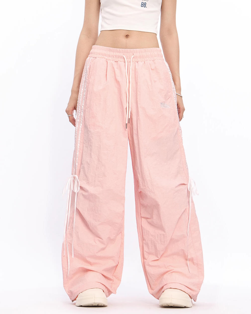 Cute Everyday Outfits, Outfit Inspo Casual Blokette Side Stripe Wide-Leg Trousers Cute Everyday Outfits, Outfit Inspo Casual Blokette Side Stripe Wide-Leg Trousers