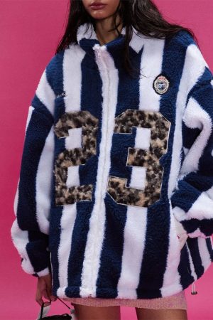 Cute Everyday Outfits, Outfit Inspo Casual Blokette Stripe Fleece Jacket