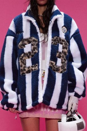 Cute Everyday Outfits, Outfit Inspo Casual Blokette Stripe Fleece Jacket