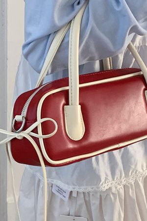 Cute Everyday Outfits, Outfit Inspo Casual Blokette Style Dachshund Shape Bag